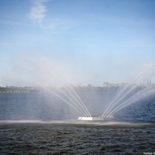 Фотография Фонтан Белый лебедь