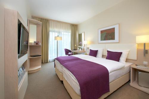 Фотография гостиницы GHOTEL hotel & living Koblenz