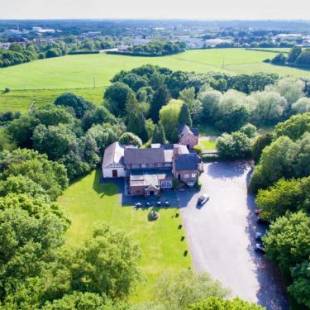 Фотографии гостиницы
Wincham Hall Hotel