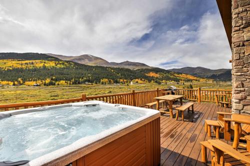 Фотографии гостевого дома 
            Secluded Alma Log Cabin with Hot Tub and Stunning View