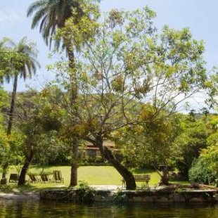 Фотография гостевого дома Vale da Vacaria