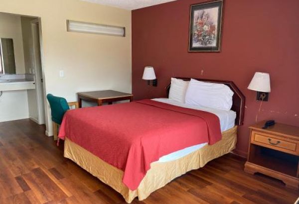 Фотография гостиницы Budget Inn