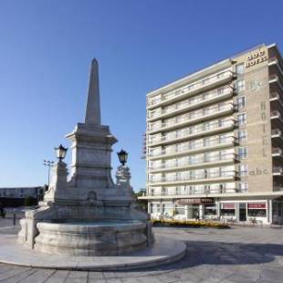 Фотографии гостиницы 
            Abc Hotel