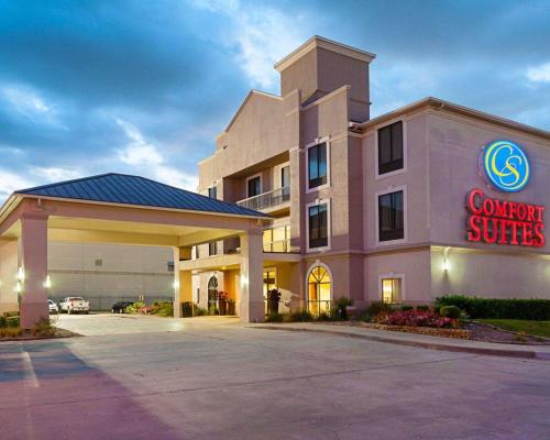 Фотография гостиницы Comfort Suites Houston West At Clay Road