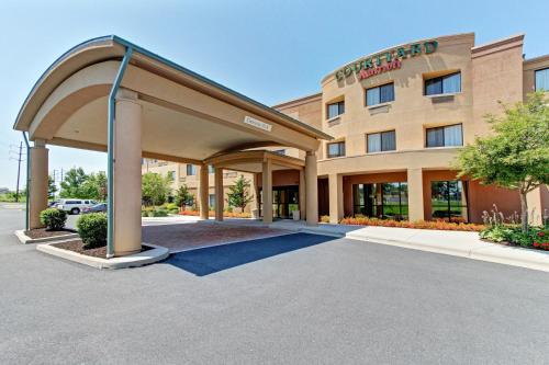 Фотография гостиницы Courtyard by Marriott Harrisburg West/Mechanicsburg