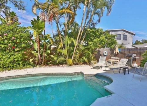 Фотография гостевого дома Crescent Beach 1015 #4