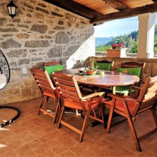 Фотографии гостевого дома
Romantic room in the smallest town in the world HUM