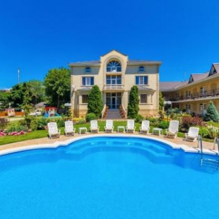 Фотография гостевого дома Белая Лебедь