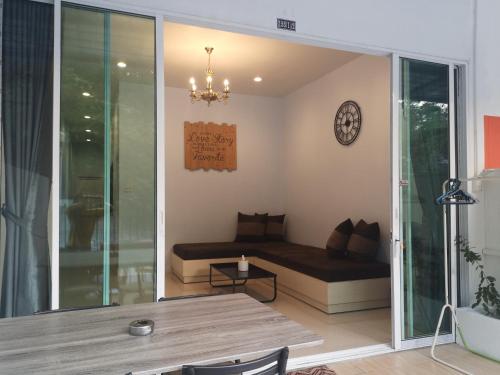 Фотографии гостевого дома
Samed Your House Family Room