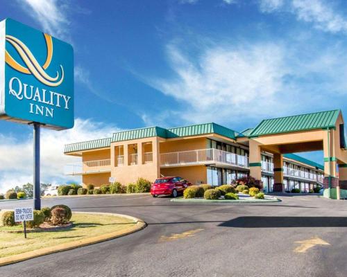 Фотография гостиницы Quality Inn Dyersburg I-155