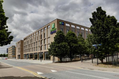 Фотография гостиницы Holiday Inn Express London - ExCel, an IHG Hotel