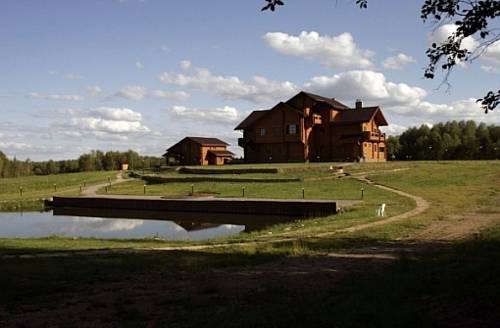 Фотографии гостиницы 
            Глухариный Дом