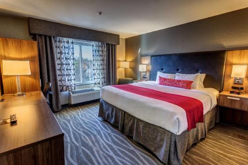 Фотография гостиницы Best Western Plus Nashville Airport Hotel - BNA