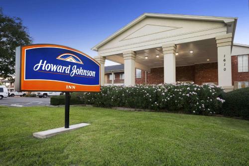 Фотография гостиницы Howard Johnson by Wyndham Beaumont