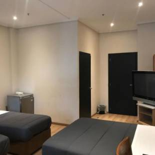 Фотографии гостиницы
Royal Hotel