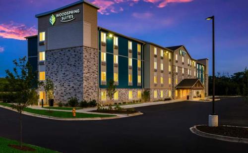 Фотография гостиницы WoodSpring Suites Chicago Addison