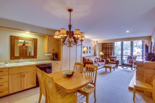 Фотография гостевого дома Shoshone Condo 1950