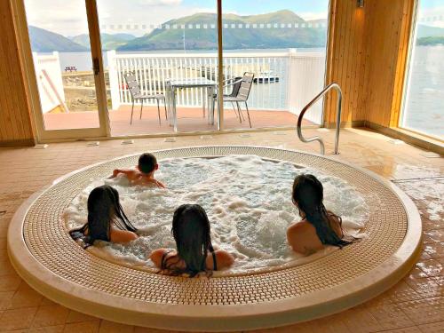 Фотография гостиницы Holly Tree Hotel and Swimming Pool