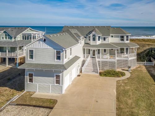 Фотография гостевого дома Castle in the Sand