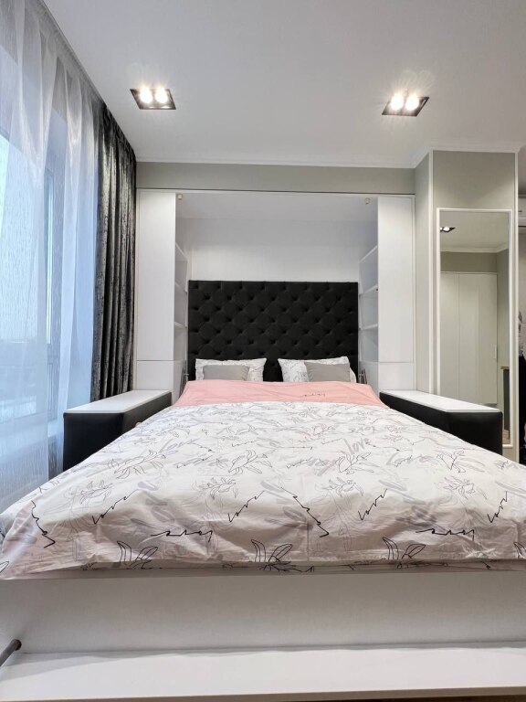 Фотография квартиры Апартаменты Black Chocolate у метро Филатов Луг