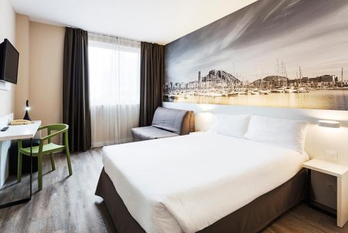 Фотография гостиницы B&B Hotel Alicante