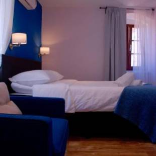 Фотографии мини отеля
Old Town Inn