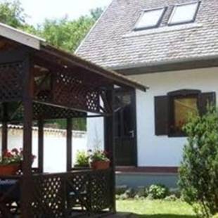 Фотографии гостевого дома
Forrás Vendégház