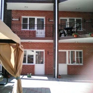 Фотография гостевого дома На Самбурова, 77