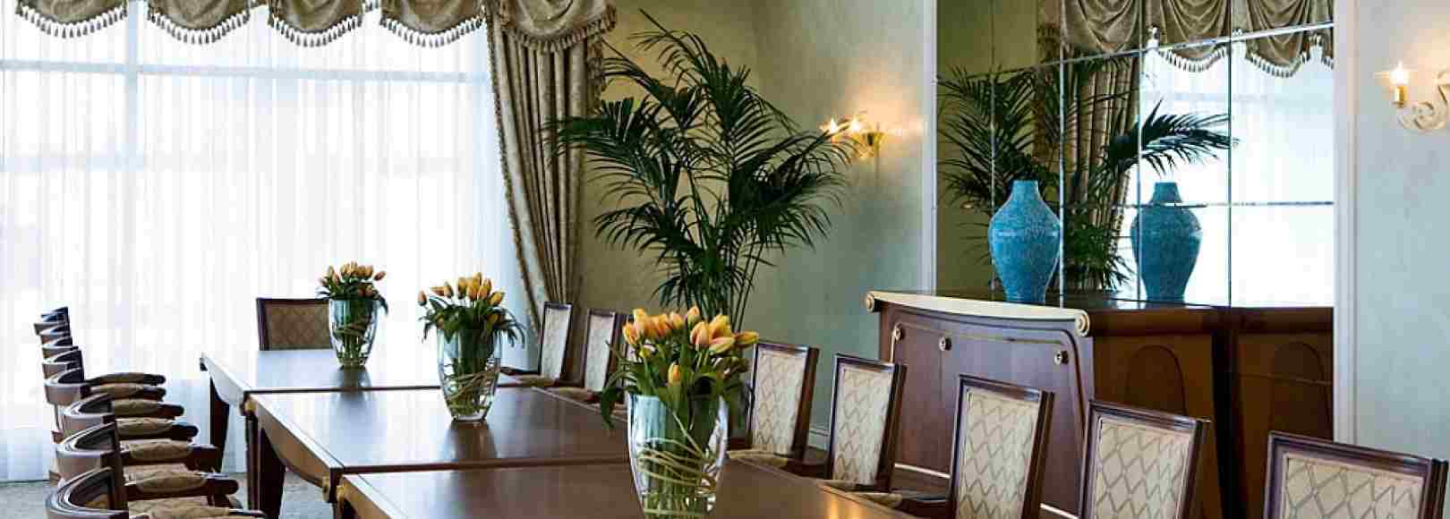 Фотография конференц-зала Страдивари