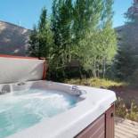 Фотография гостевого дома Twenty Grand Chalet