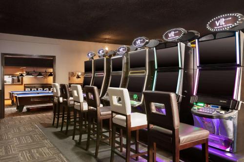 Фотография гостиницы Baymont by Wyndham Medicine Hat