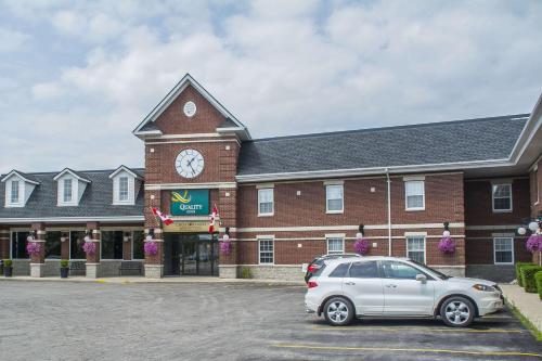 Фотография гостиницы Quality Inn Sarnia