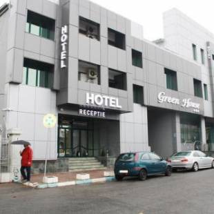 Фотографии гостиницы
Hotel Green House