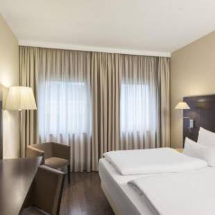 Фотографии гостиницы
NH Düsseldorf Königsallee