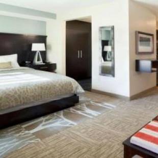 Фотографии гостиницы 
            Staybridge Suites - Gainesville I-75, an IHG Hotel