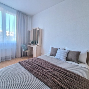 Фотография квартиры Квартира на Улице Старых Большевиков 3