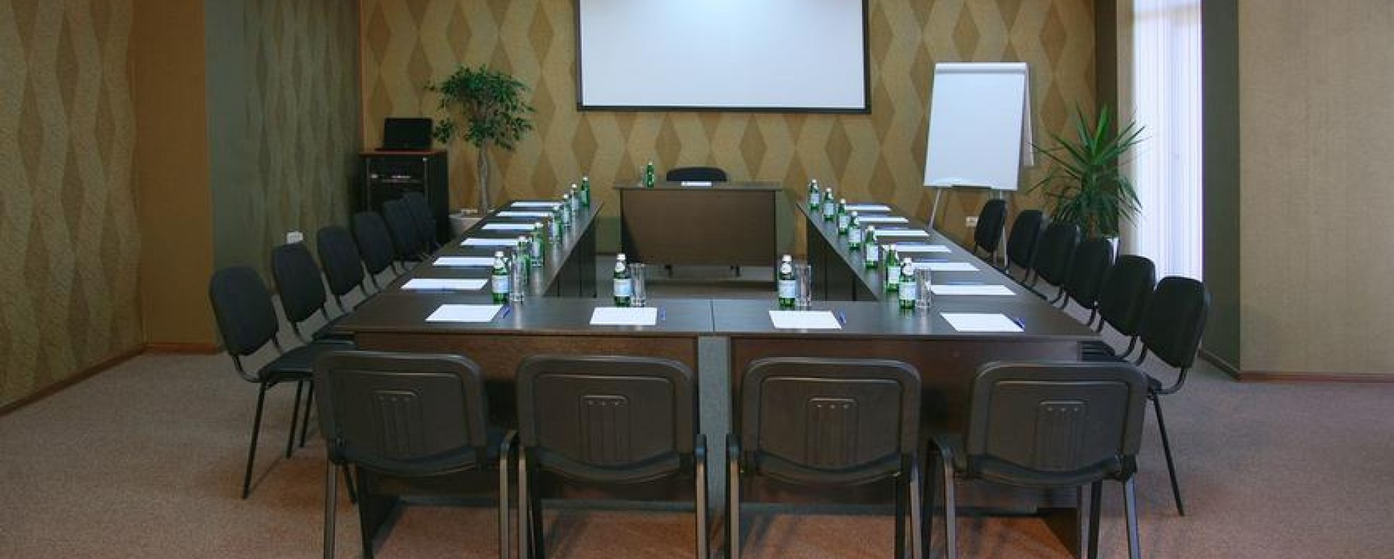 Фотографии конференц-зала Аквамарин