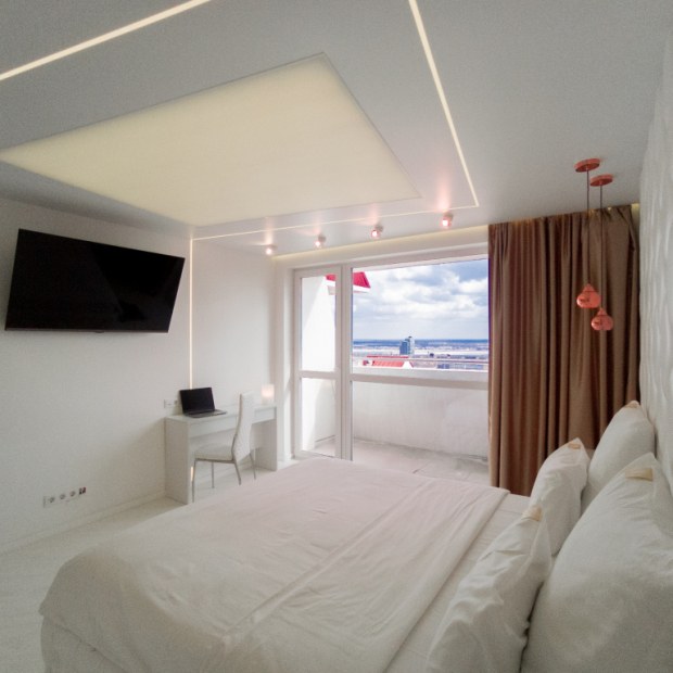 Фотографии квартиры 
            Апартаменты 18 этаж,студия 36кв.м,джакузи,балкон,вид на Волгу,новый дом,самый центр,вокзал пешком