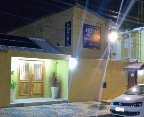 Фотография гостиницы Unibarão Hotel -Próximo as Universidades Unicamp-Puc-Hospitais -Bancos-Restaurantes-Praça Capital -Shopping Dom Pedro -Ceasa