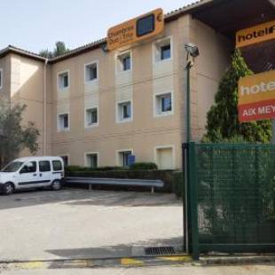 Фотографии гостиницы
hotelF1 Aix En Provence Sainte Victoire