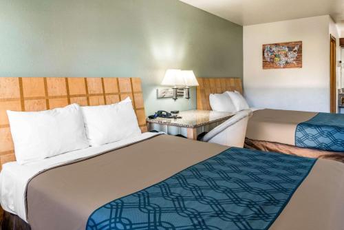Фотография мотеля Econo Lodge Portland Airport