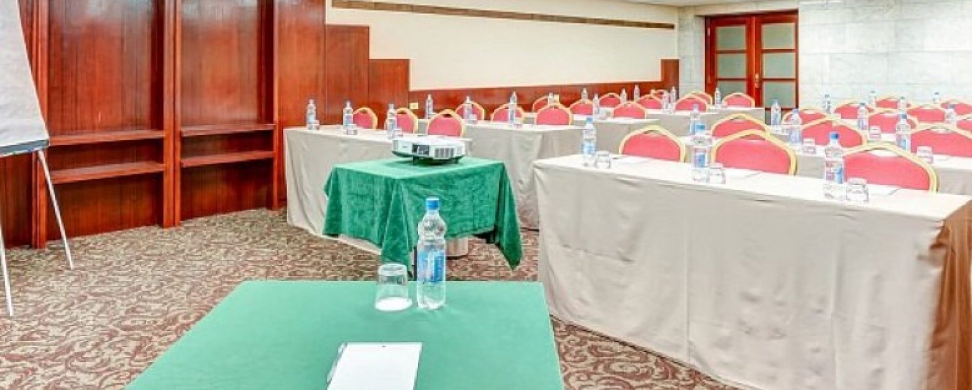 Фотографии конференц-зала Толмачево