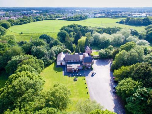 Фотография гостиницы Wincham Hall Hotel