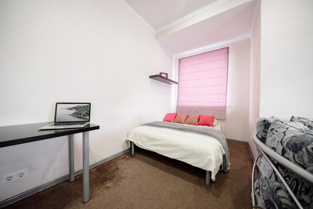 Фотография квартиры LetoApart (ЛетоАпарт) на набережной имени Адмирала Серебрякова 1