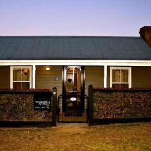 Фотография гостевого дома Waterside Cottage