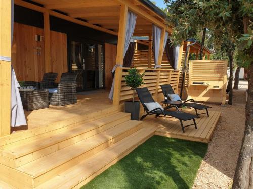 Фотография кемпинга Mobile Home Starfish IV Camp Soline