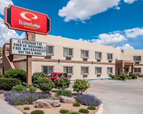 Фотография гостиницы Econo Lodge Inn & Suites Santa Fe