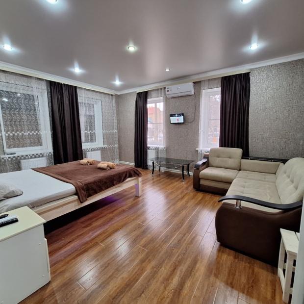 Фотографии квартиры 
            Апартаменты Brown Room от Rooms Apartment