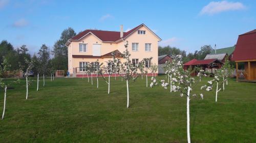 Фотографии гостевого дома
Садовый на Нарочи