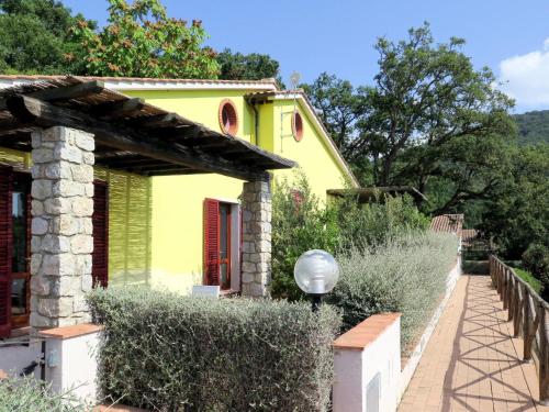 Фотография гостевого дома Locazione Turistica Villaggio Mezzo Ortano